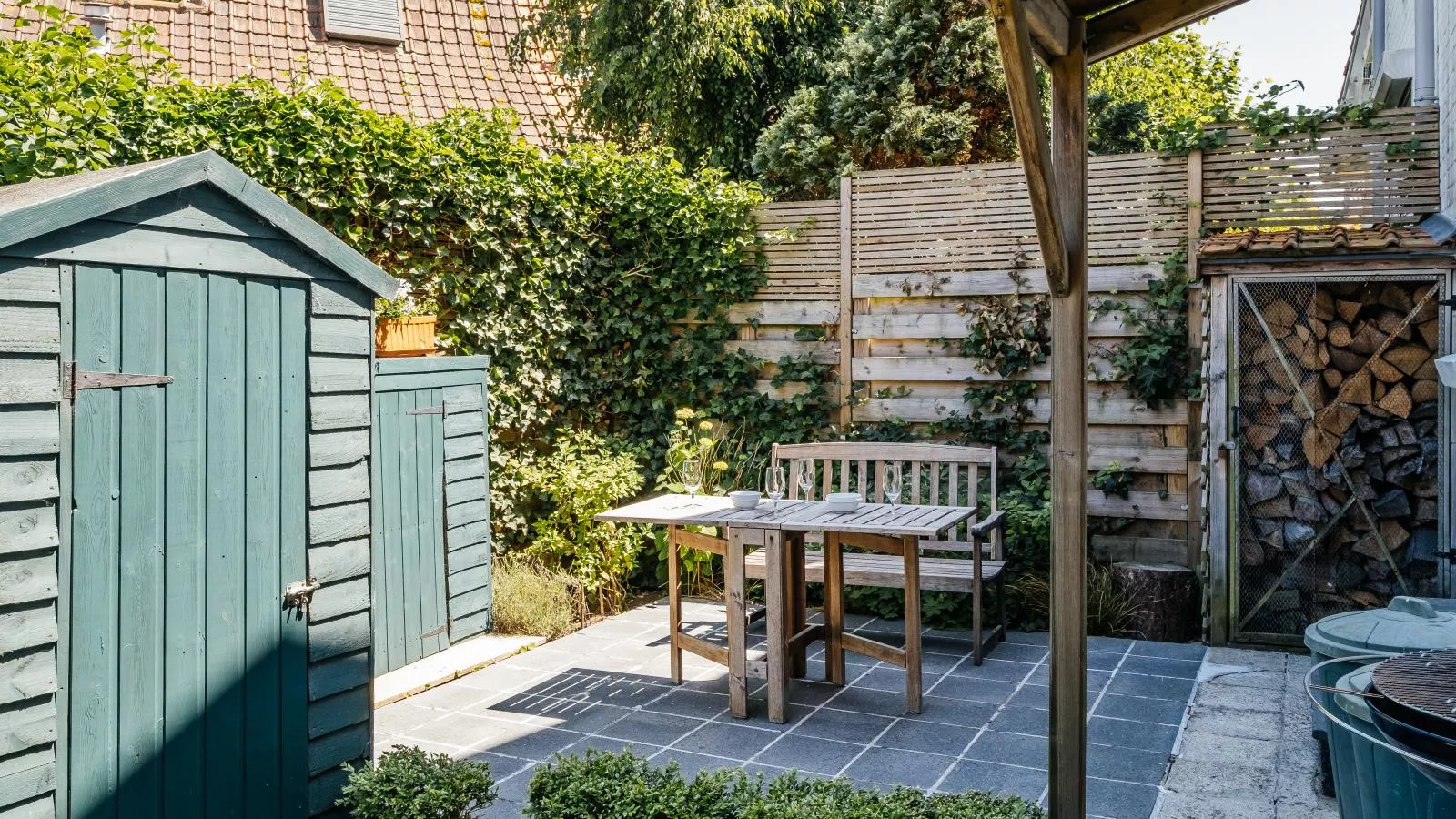 Le Charme-Terrasse/Balkon