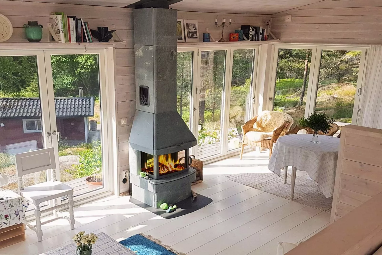 Friedliches Inselhaus in Meeresnähe-Innenbereich