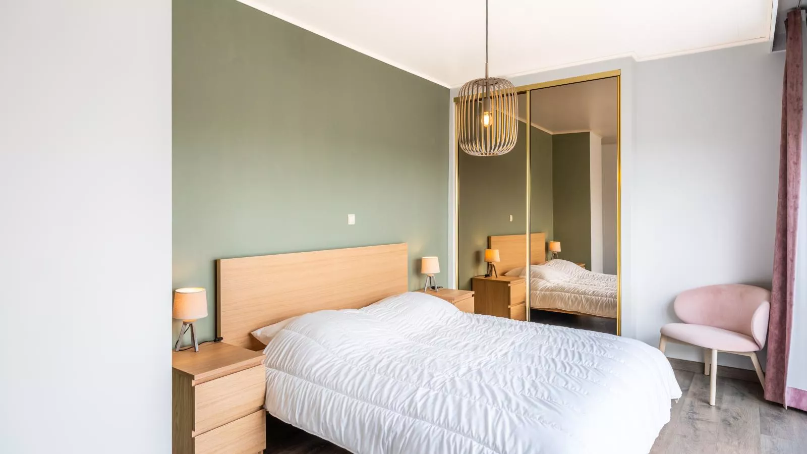 La Bohème vijfde-Bedroom