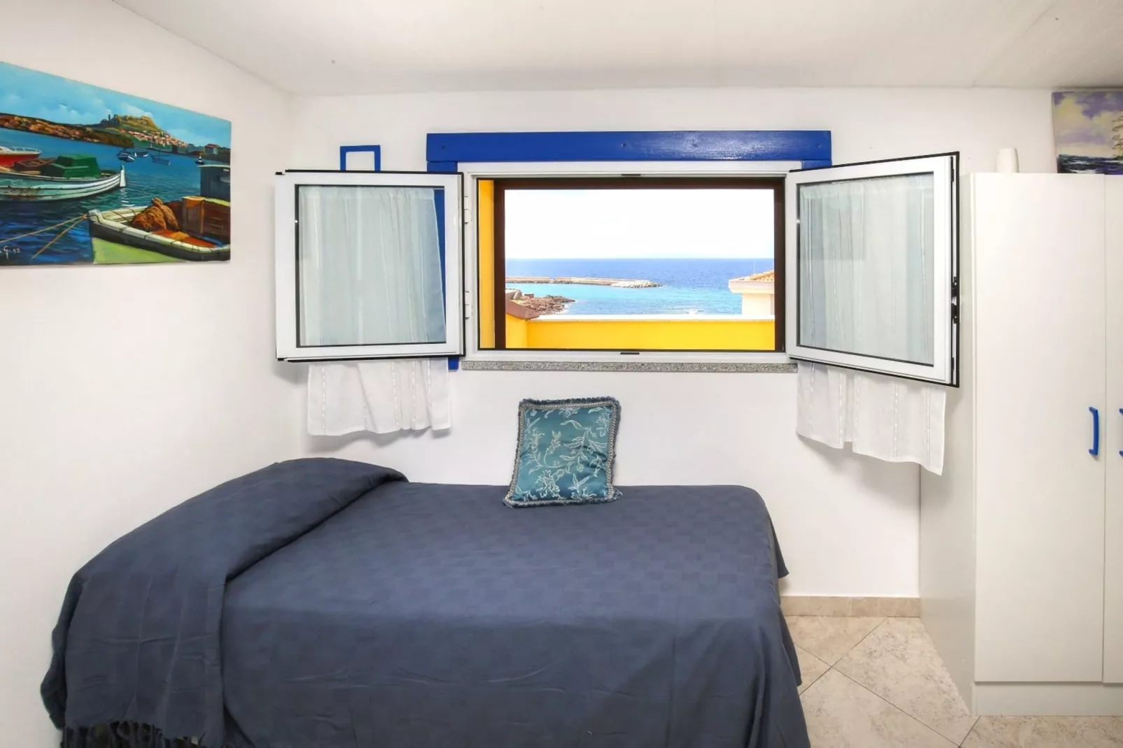 VILLA FABRIZIO-Bedroom