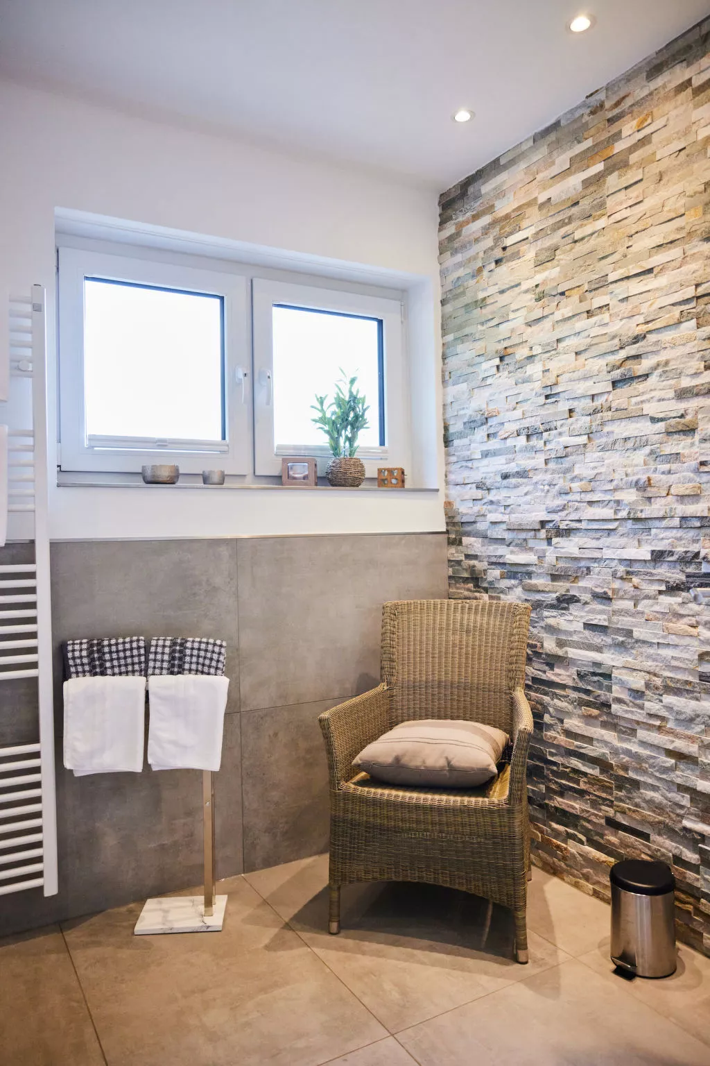 Am Sonnenhang-Dedans