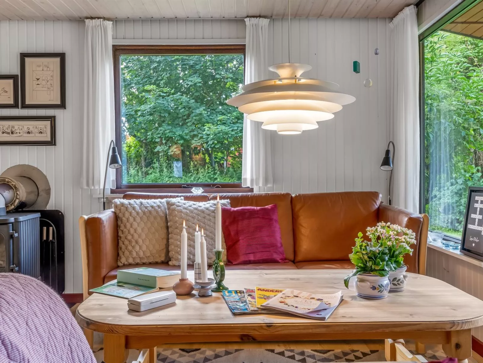 "Wenche" - 840m from the sea-Inside