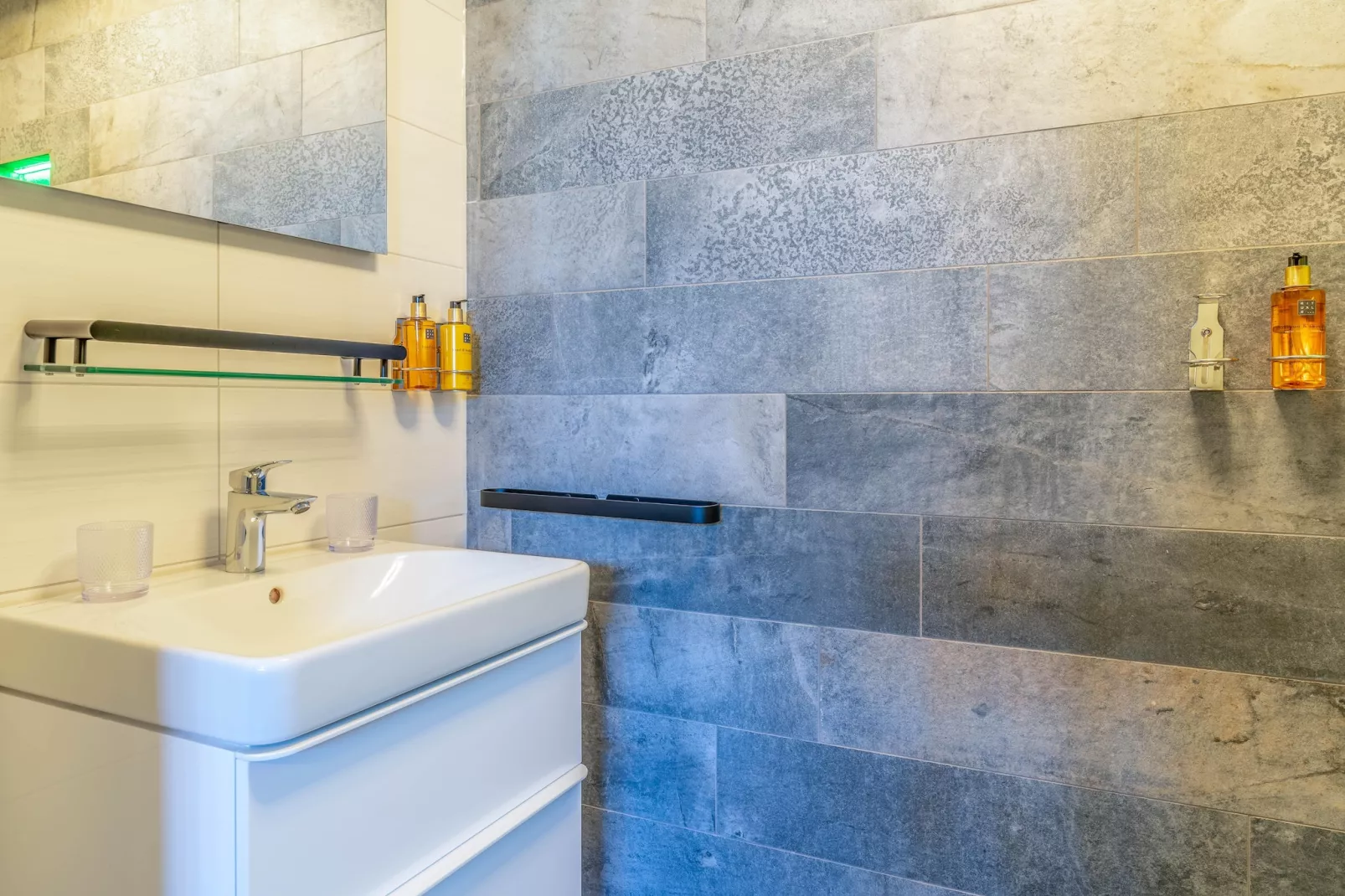 Waalerburght 18-Bathroom