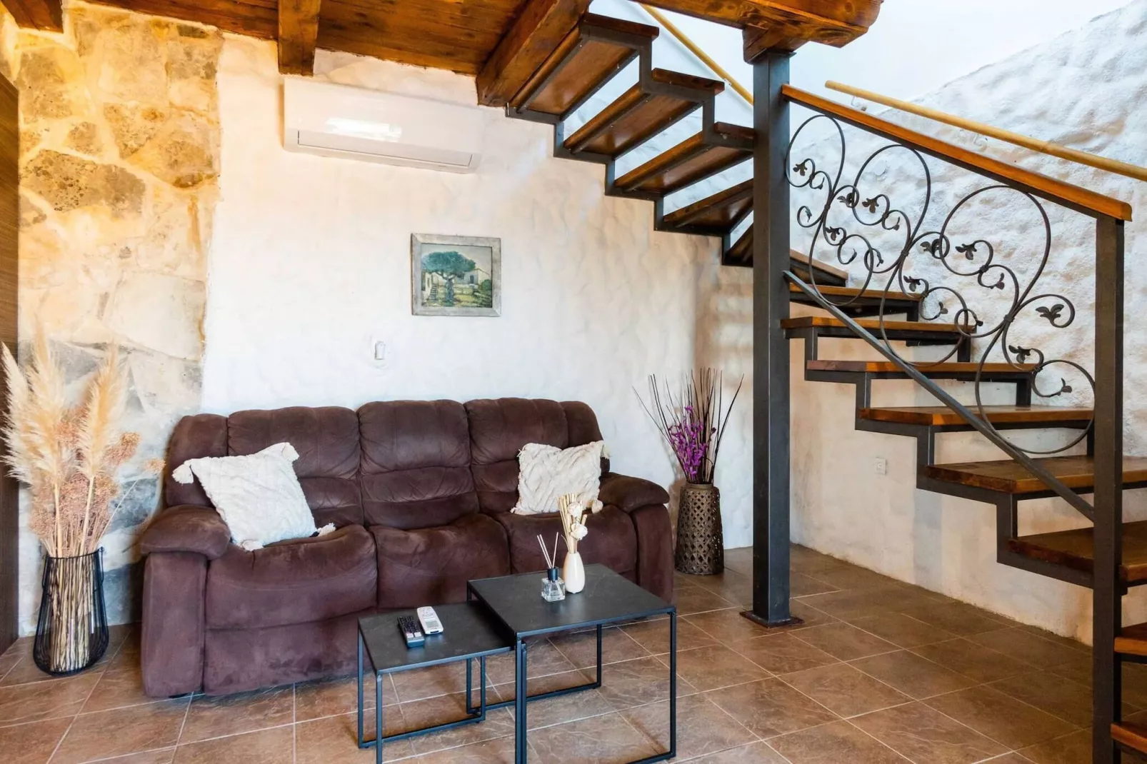 Authentic Villa Storia-Palier