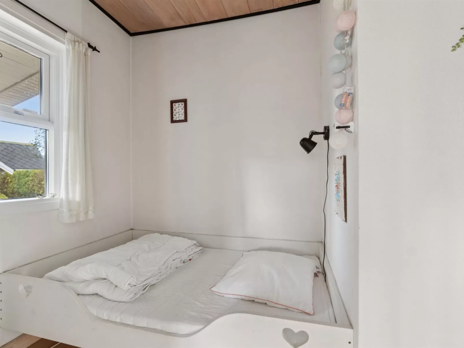 "Elle" - 175m from the sea-Drinnen