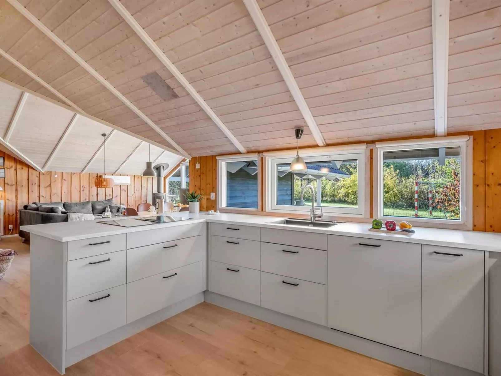 "Bole" - 10km from the sea-Drinnen