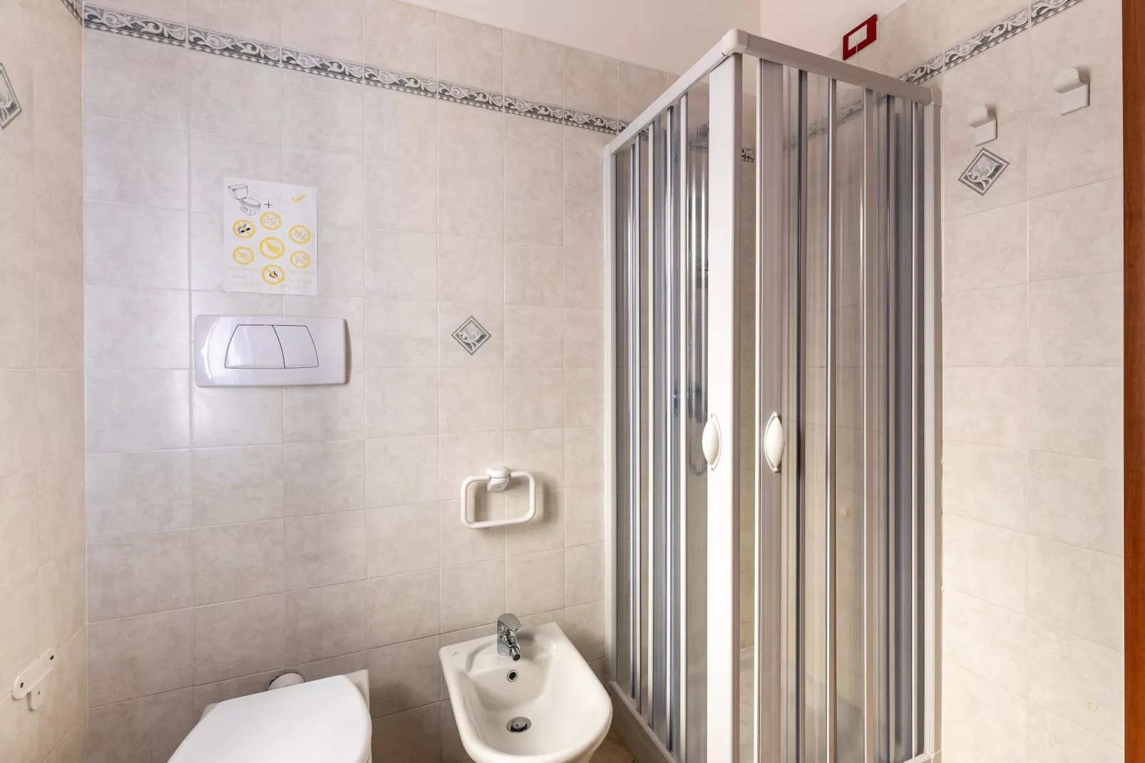 TRILO 2 LA CIACCIA-Salle de bain