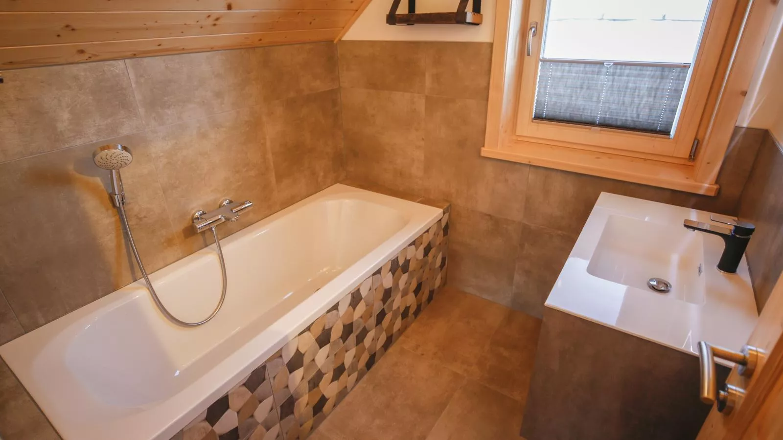 Designchalets Falkertsee-Bathroom