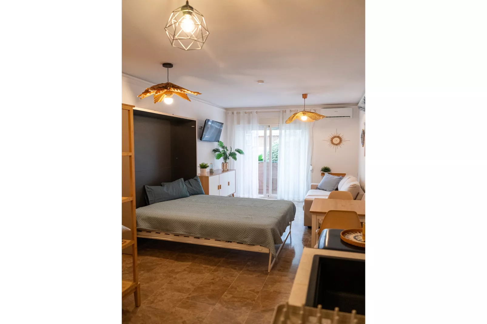 CT 394 - Faro's Beach & Town - Torremolinos-Bedroom