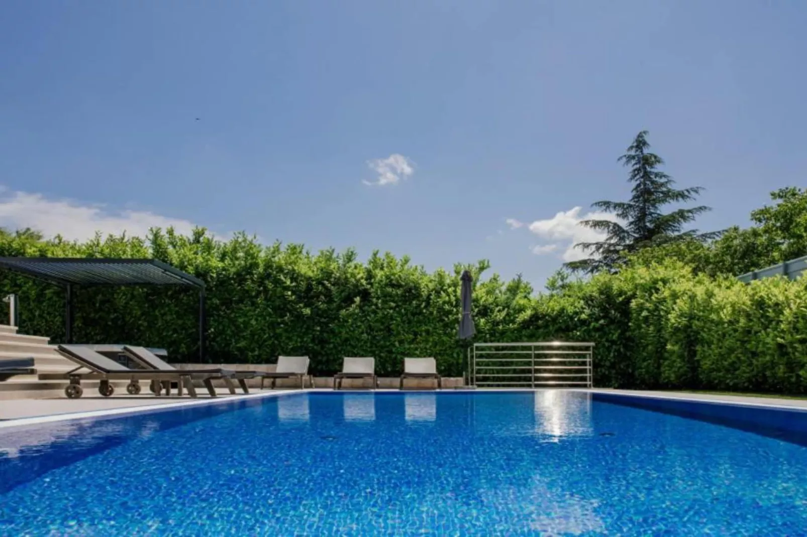 Beautiful Haven Villas - Villa Antonija with Outdoor Pool-Swimming pool