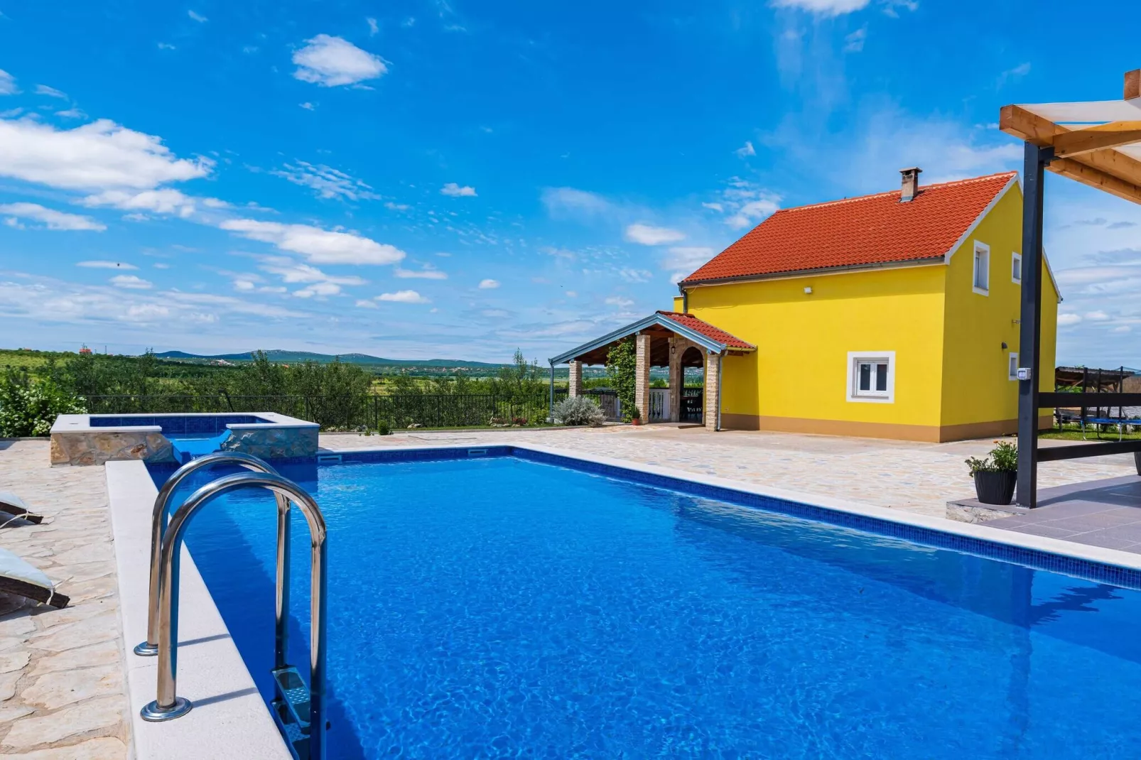Holiday home Agro Casa-Piscine