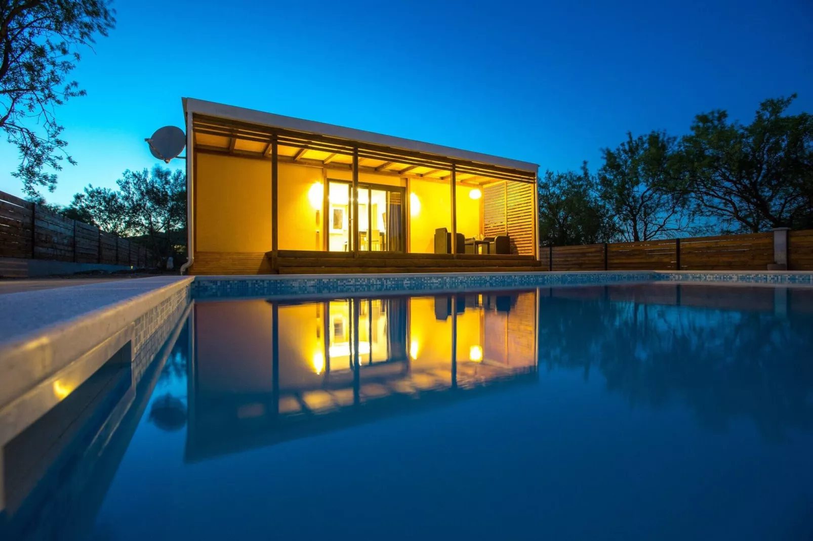 Holiday home Relax-Piscine