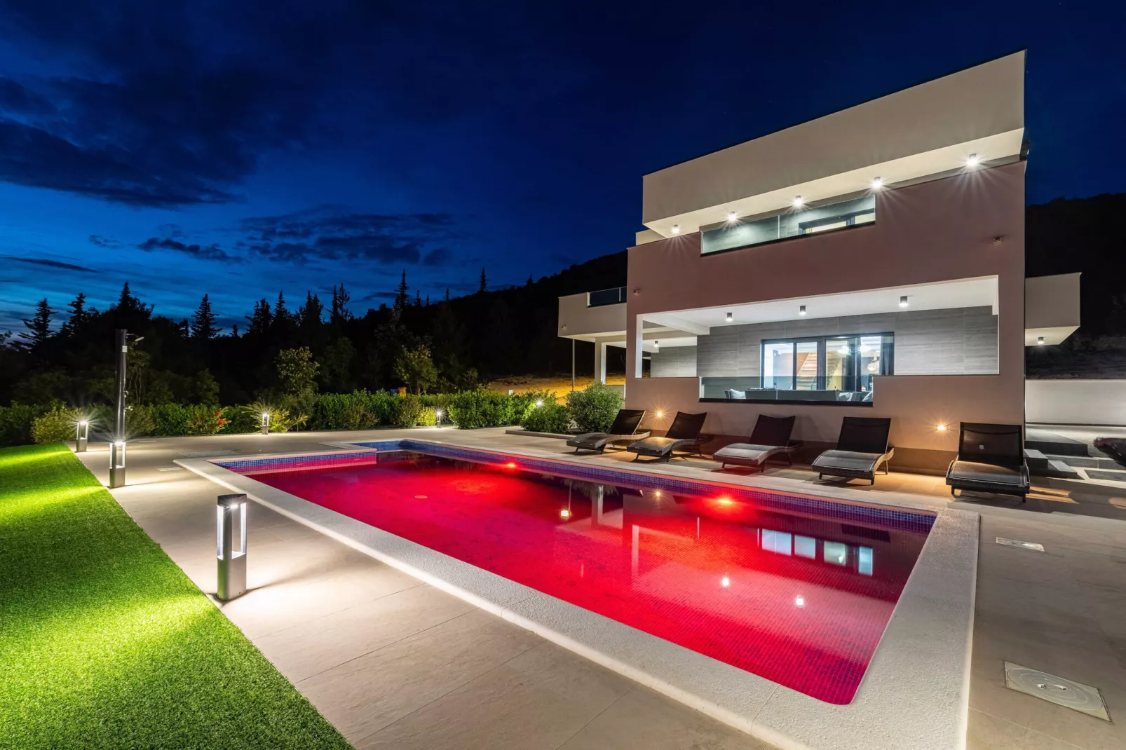 Luxury Villa Burra-Außenbereich Sommer