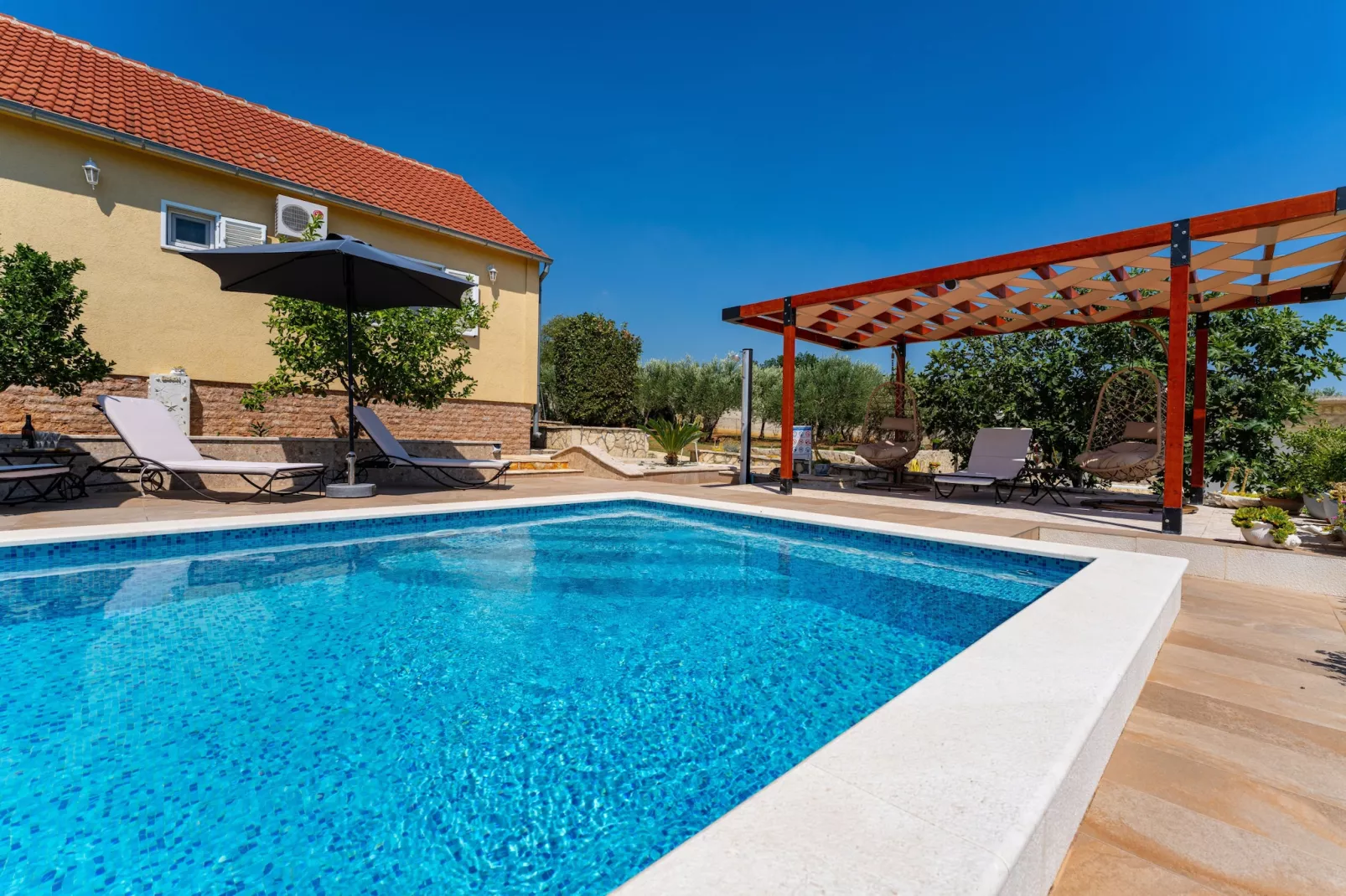 Villa Sucic with private pool-Schwimmbad