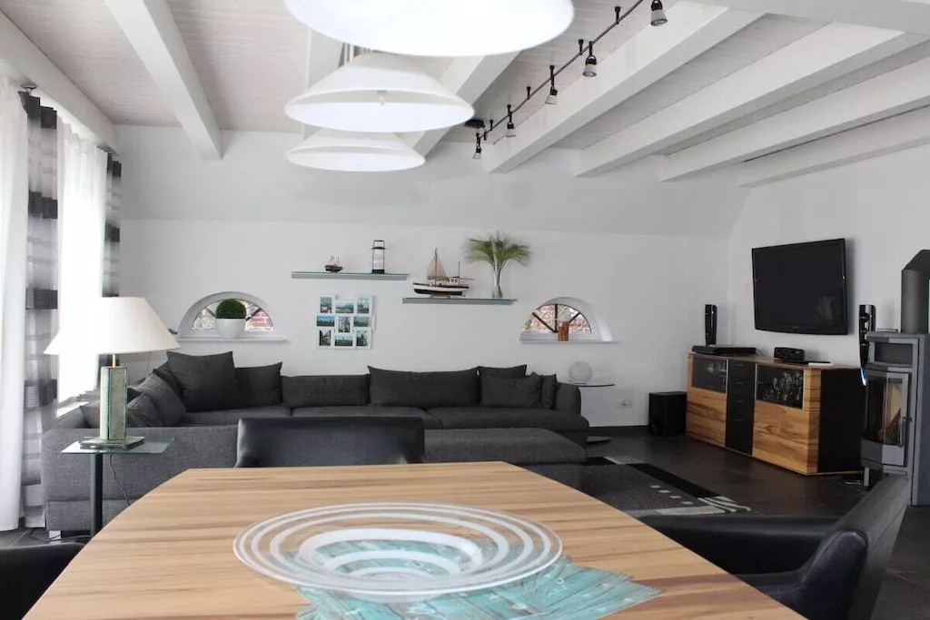 512145-Nicht zugeordnet