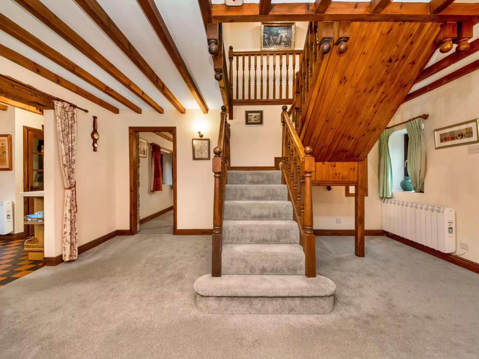 The Shires at Alstonefield-Dedans