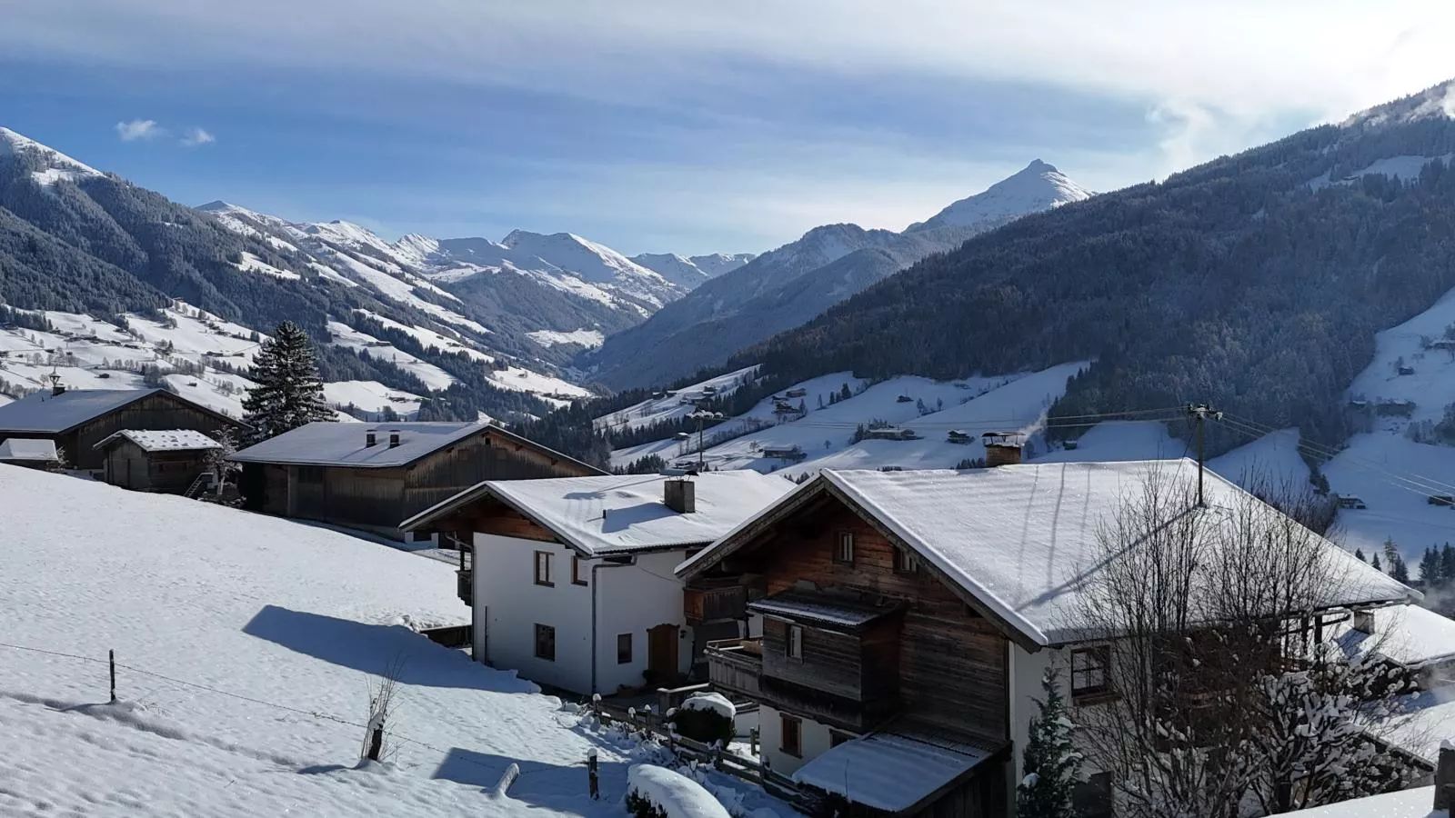 Tirola Hütte-Extérieur hiver