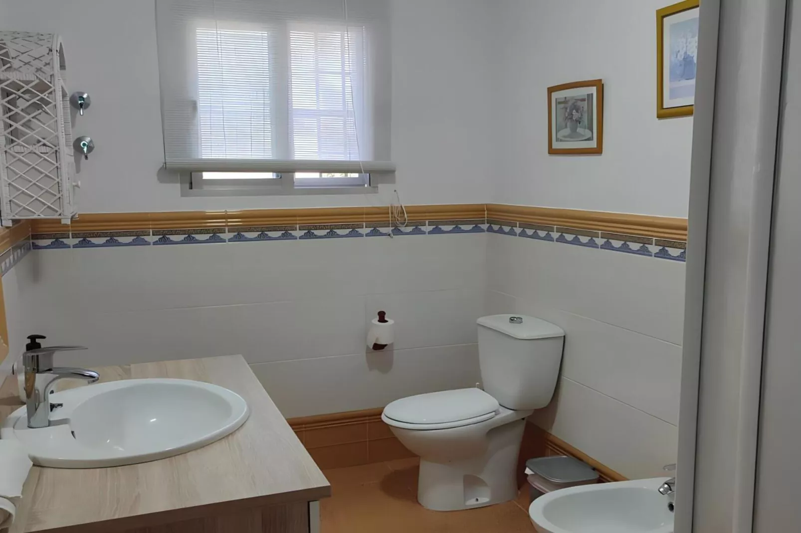 4662-+34657932478-Badezimmer