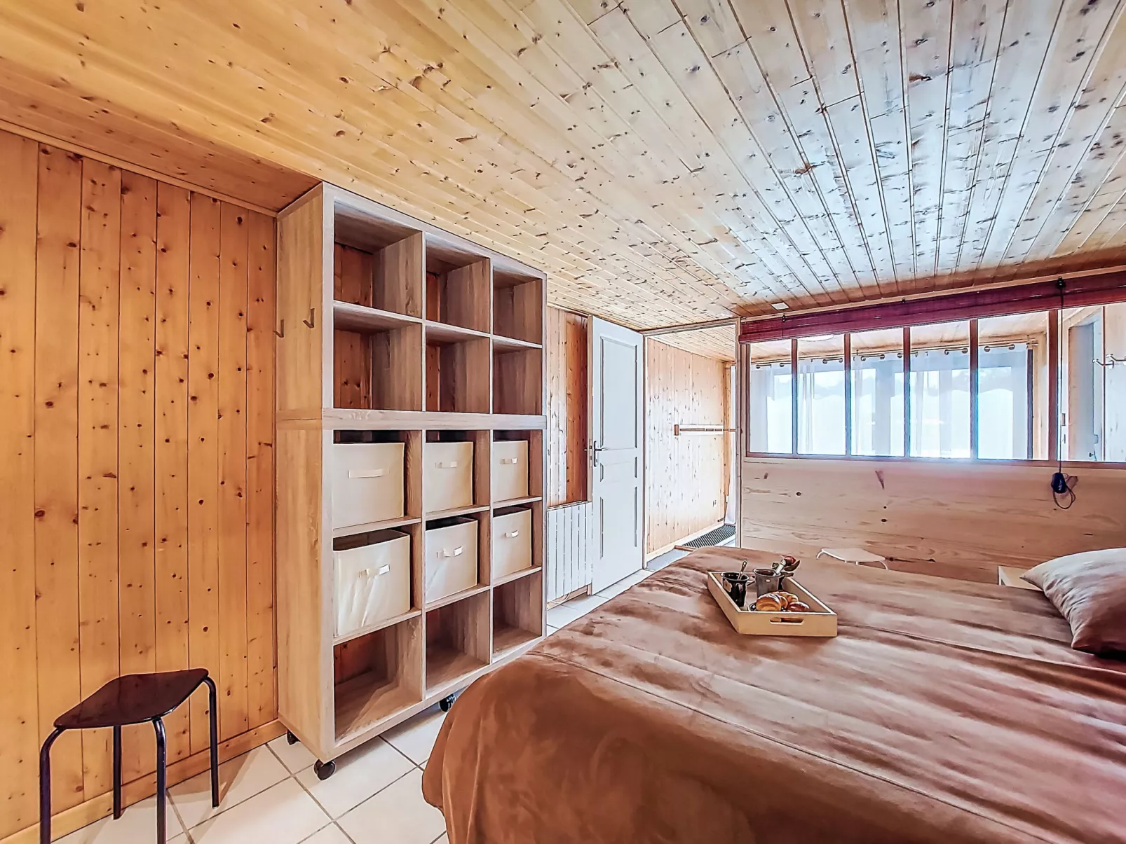 La Combe des Ours-Inside