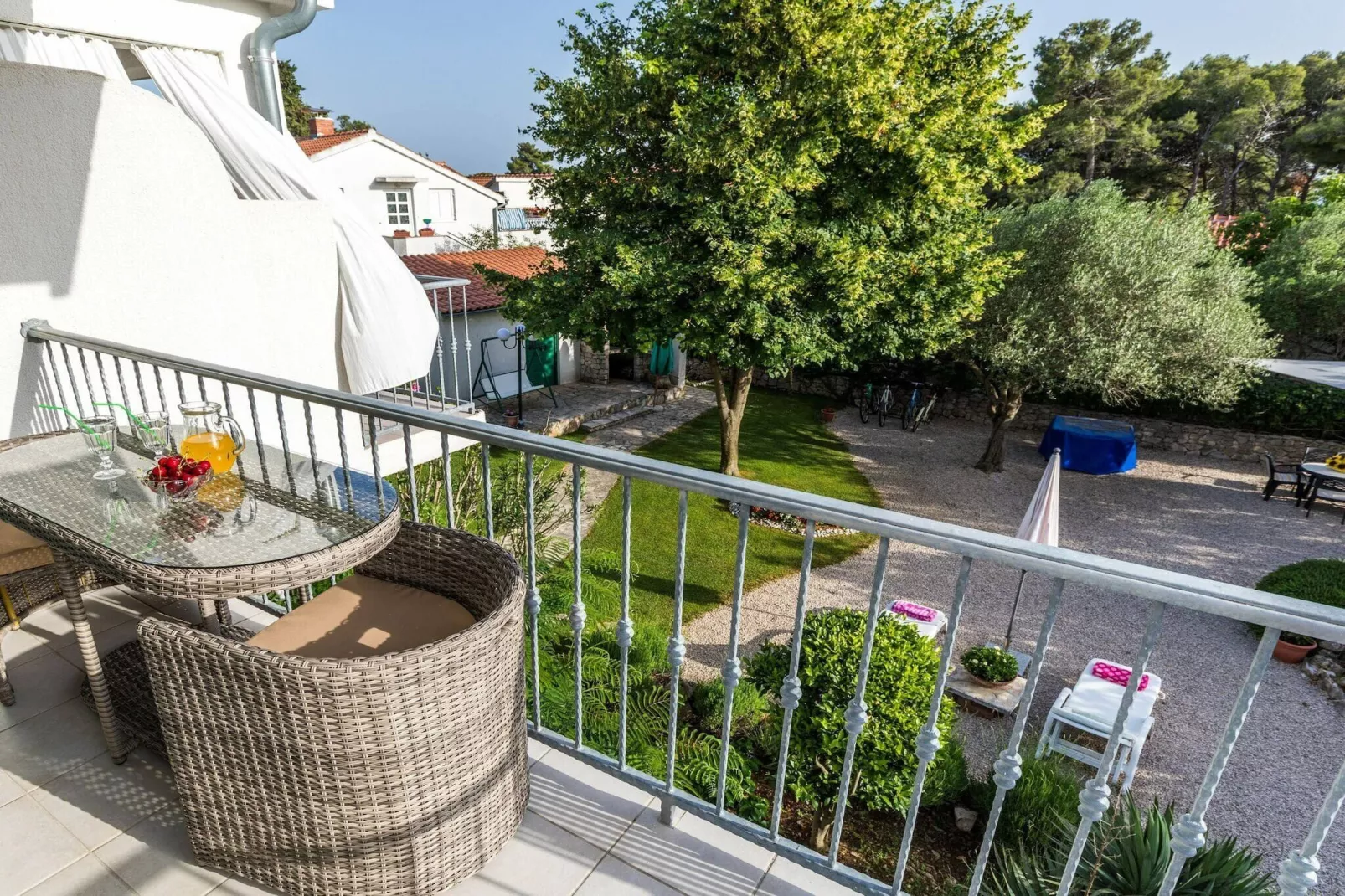 Beach apartment Jadrija-Terrace balcony