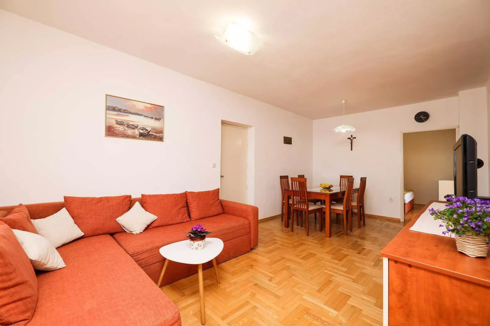 Holiday home Nekic-Wohnzimmer