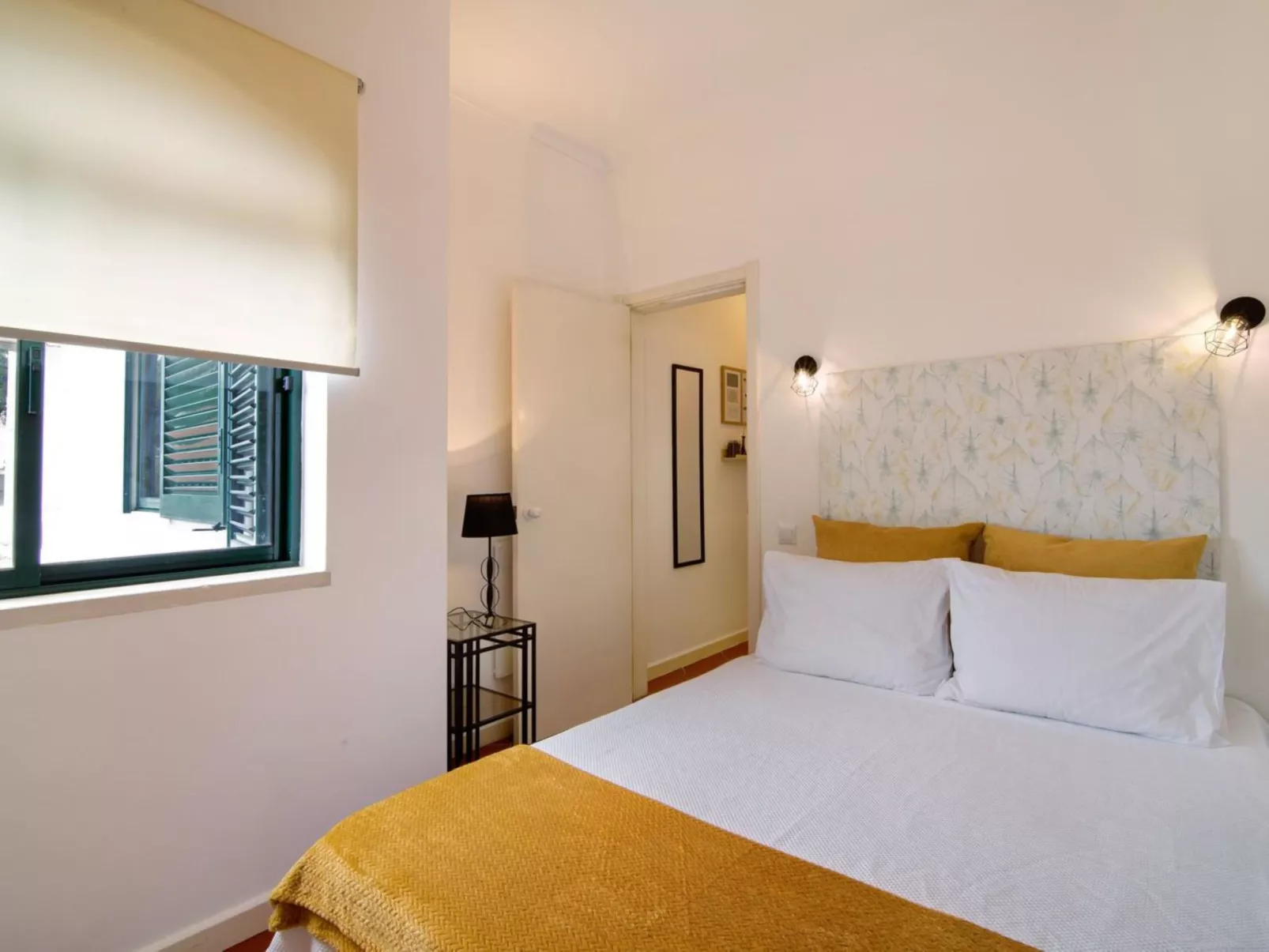 Medusa - Sunny Way-Inside