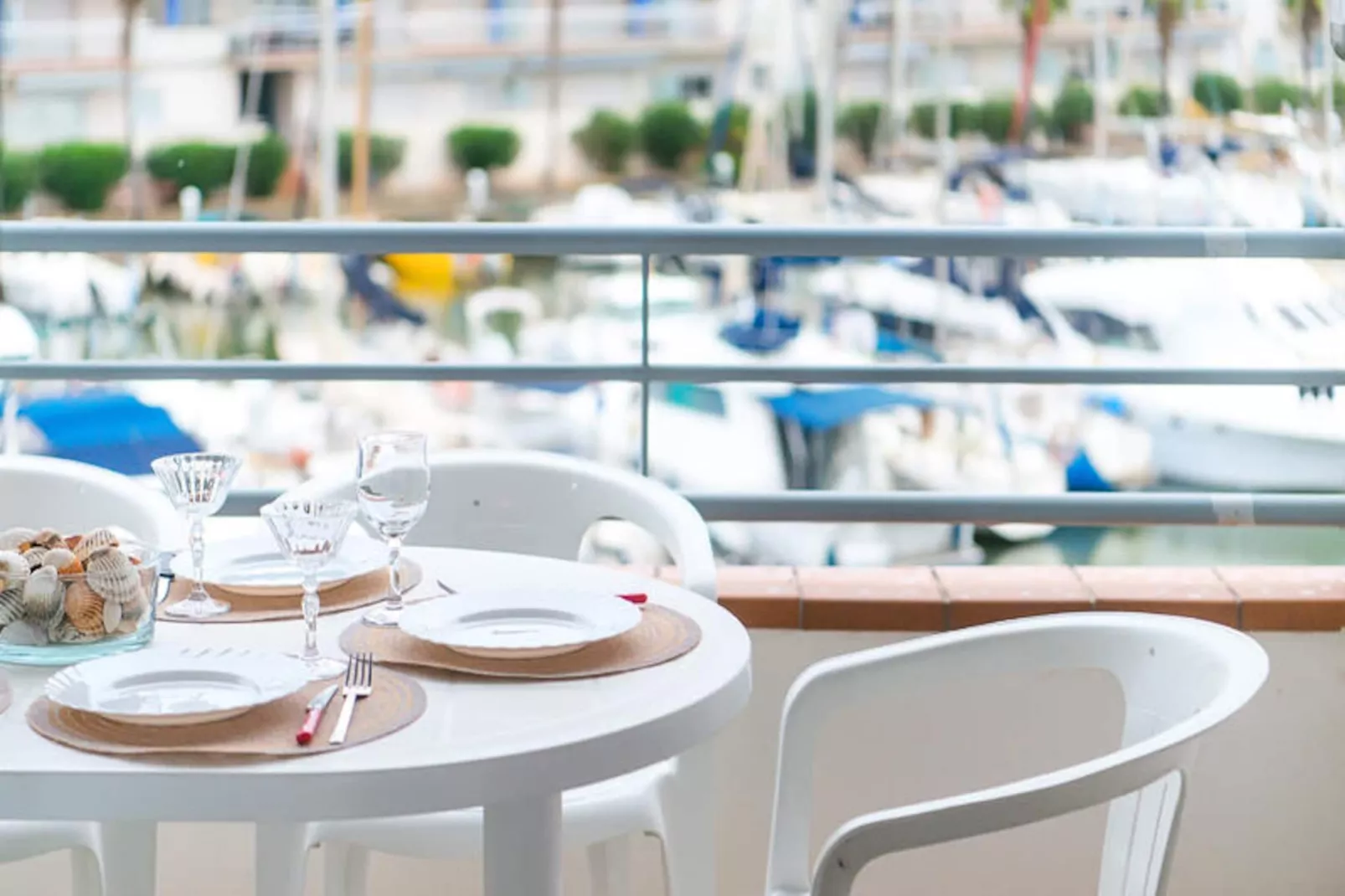 Appartements à Roses-Non tagué