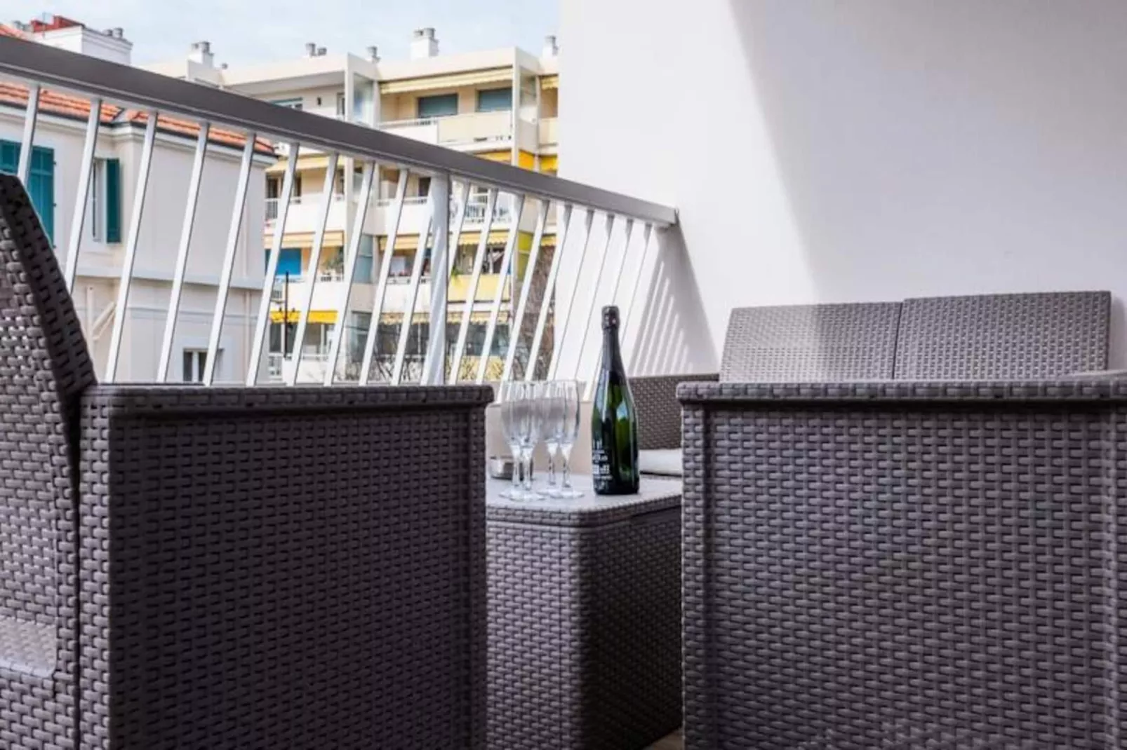 Résidence 2 Pi&egrave;ces  Terrasse &agrave; 8min &agrave; Pied Du Centre Parking-Non tagué