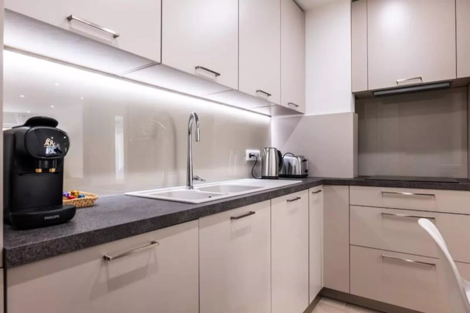 Résidence 3p Avec Terrasse &agrave; 100 M&egrave;tres De La Mer-Untagged