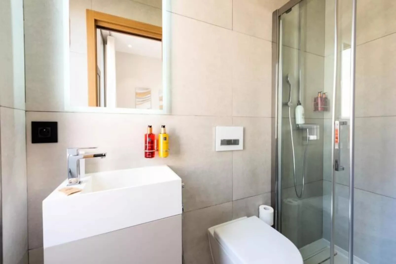 Résidence Duplex 145m² Terrasse Et Ascenseur Privé-Untagged