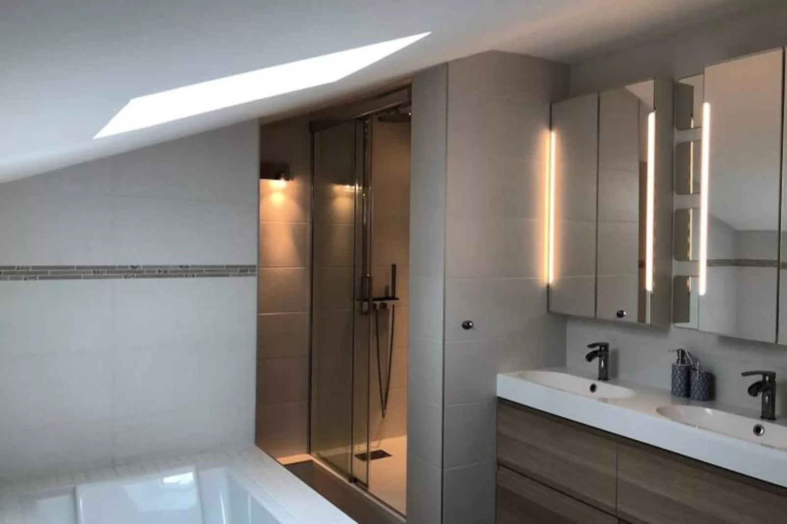 Belle Et Spacieuse Villa - Piscine - Jardin-Untagged