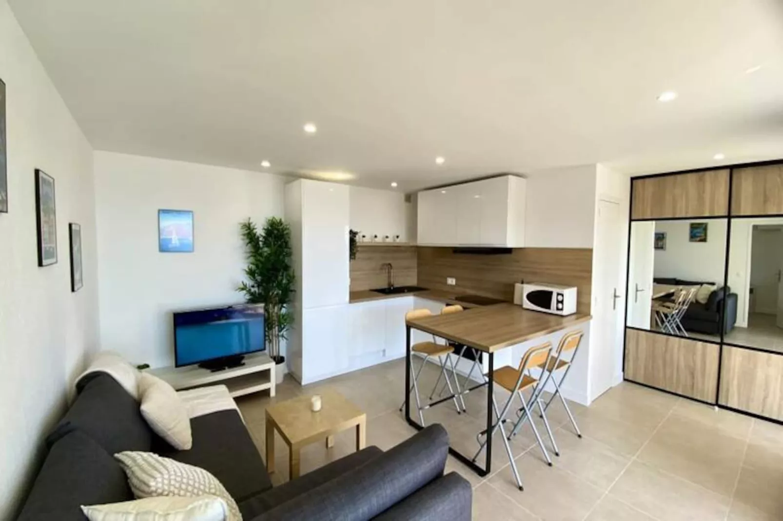 Résidence T2 Lumineux Avec Terrasse Et Vue Mer &ndash; Le Lavandou, Aiguebelle-Non tagué