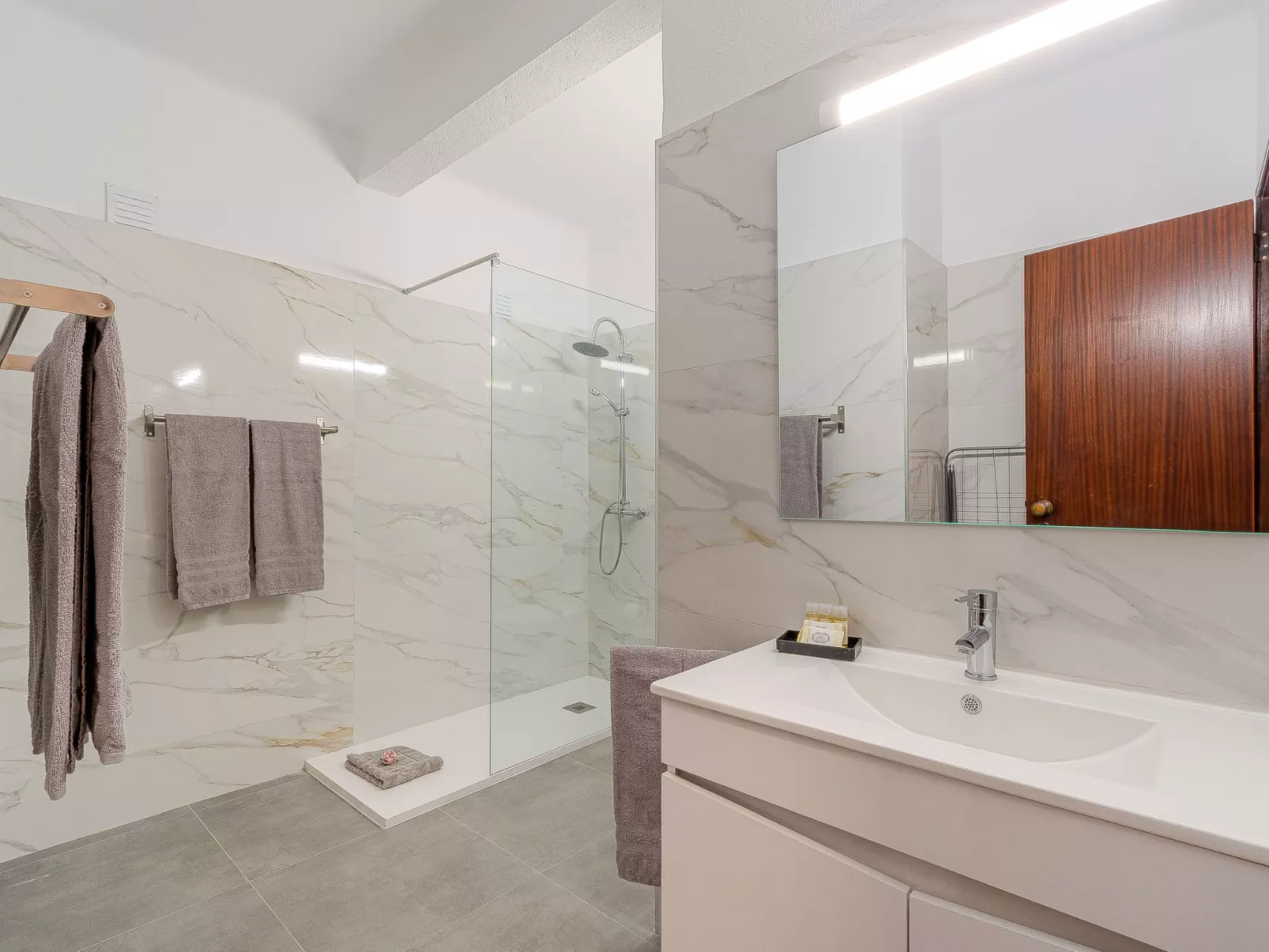 Amélia - Sunny Way-Dedans