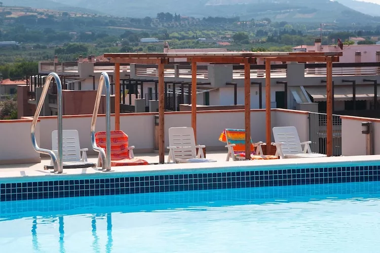 Holiday residence Santa Costanza San Vincenzo-Bilo 4 comfort-Piscine