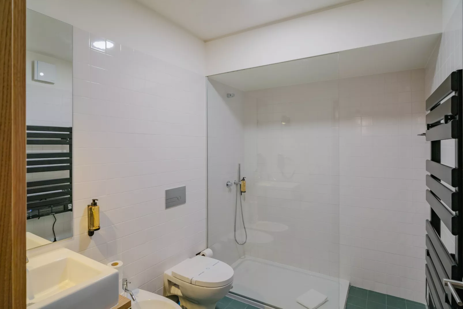 Feel Corporate Housing Campanhã 07-Salle de bain