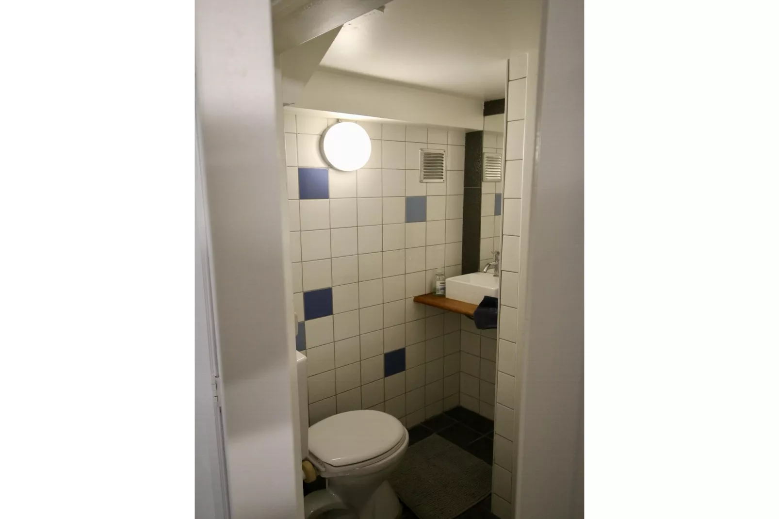 La Vue Phénoménale-Bathroom