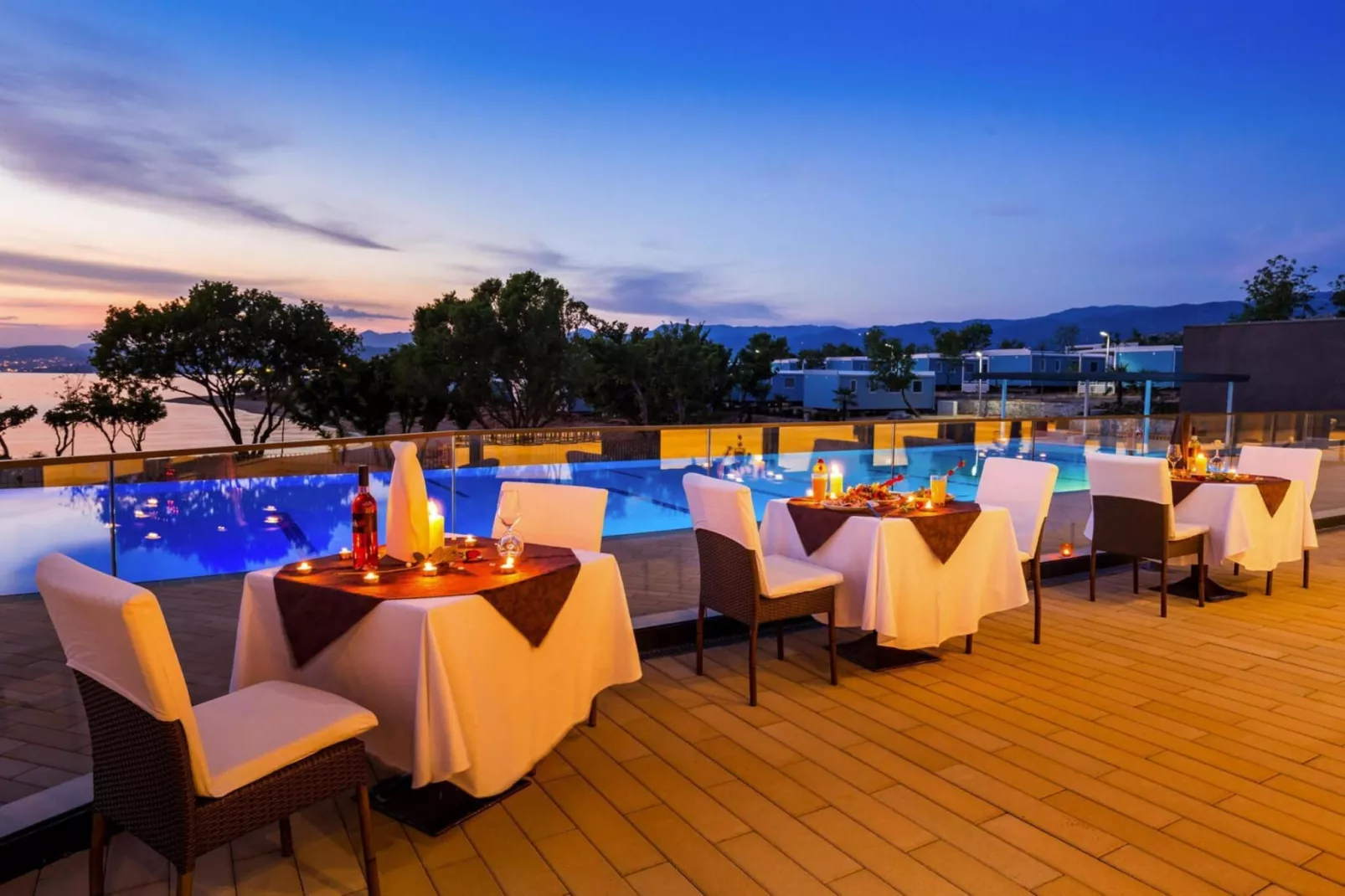 Mobile Homes Omisalj-Mobilhome PREMIUM 3rd and 4th row-Zones été à 1 km