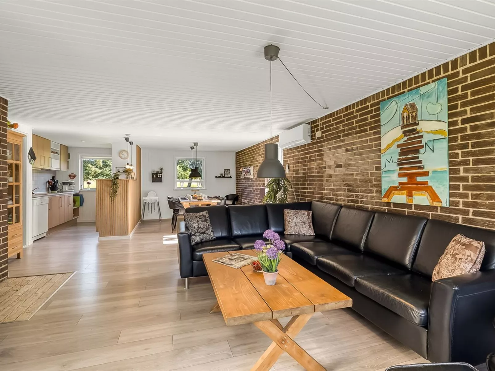 "Tholf" - 100m to the fjord-Inside