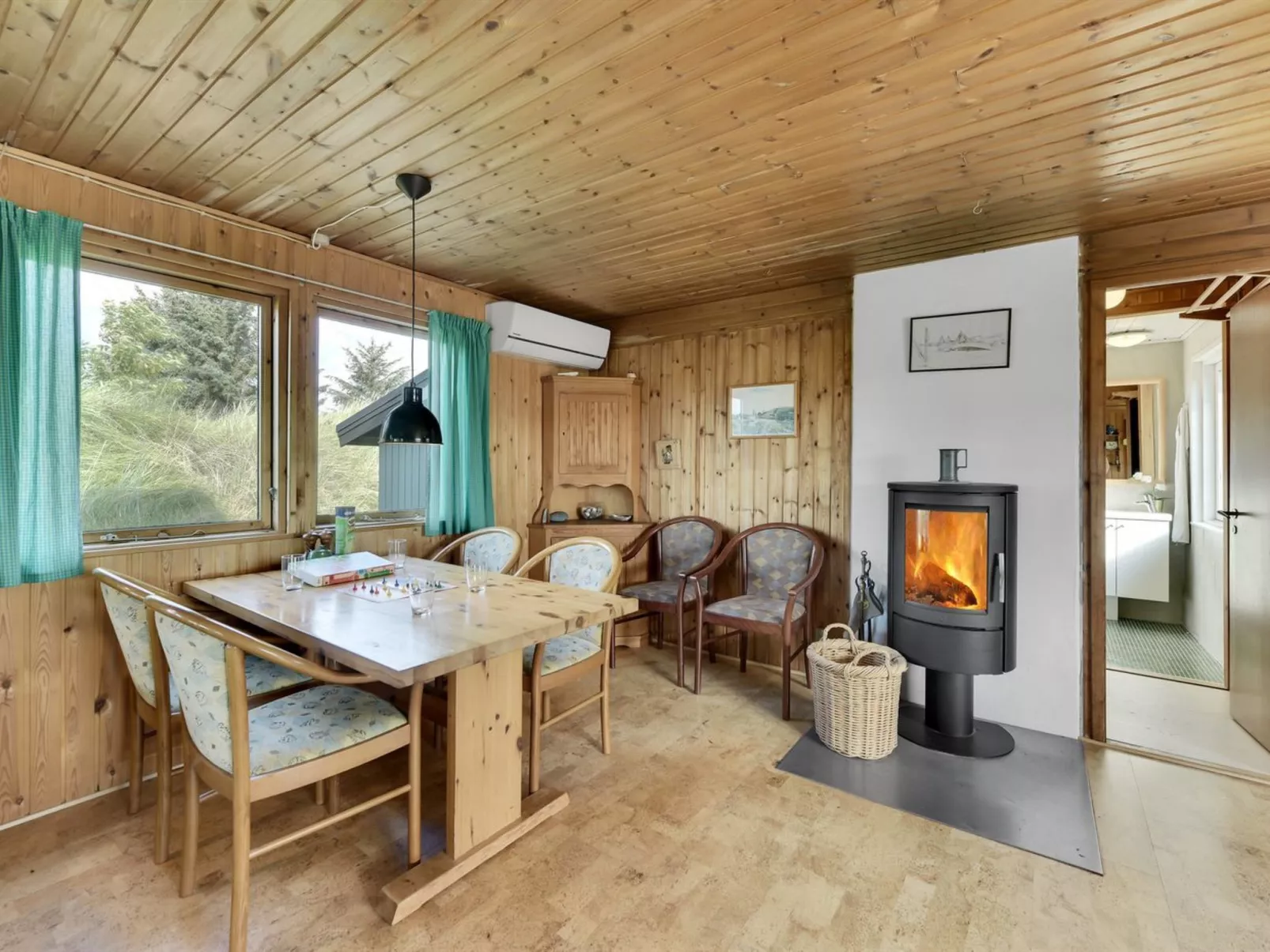 "Vamika" - 400m to the fjord-Dedans