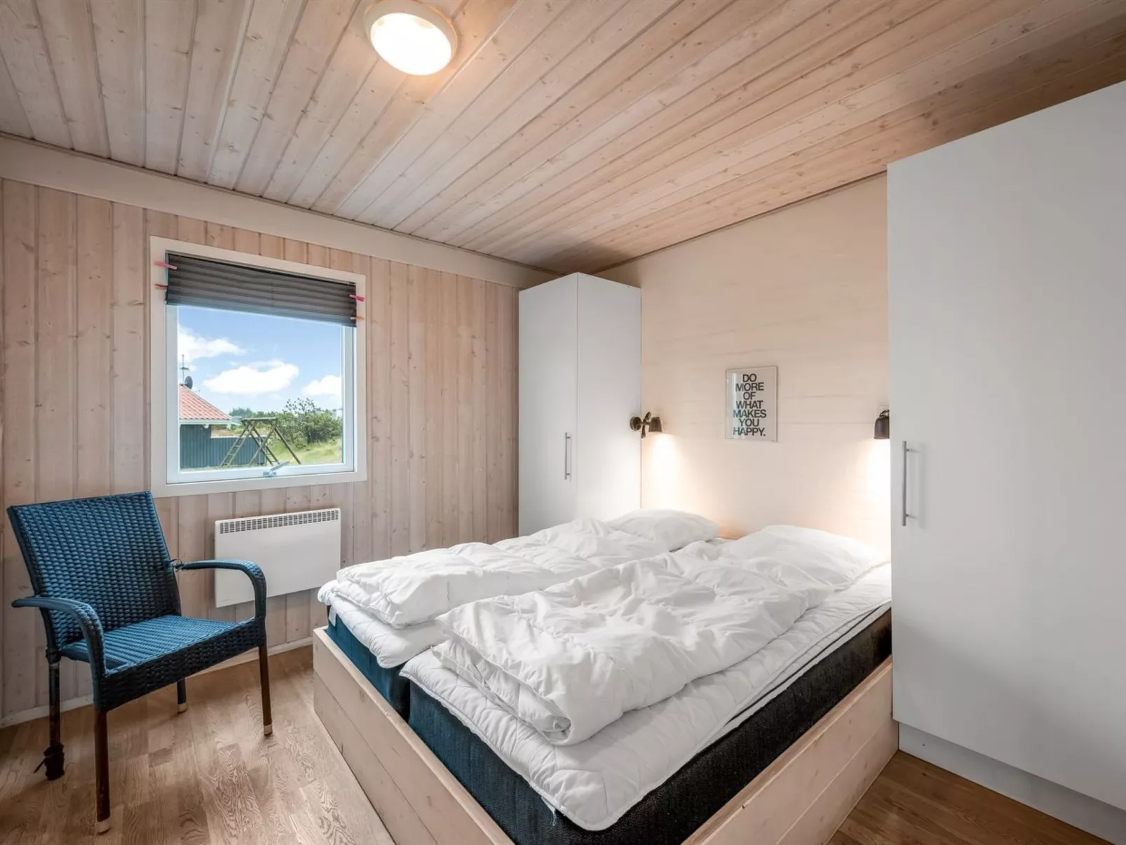 "Temjana" -  from the sea-Inside