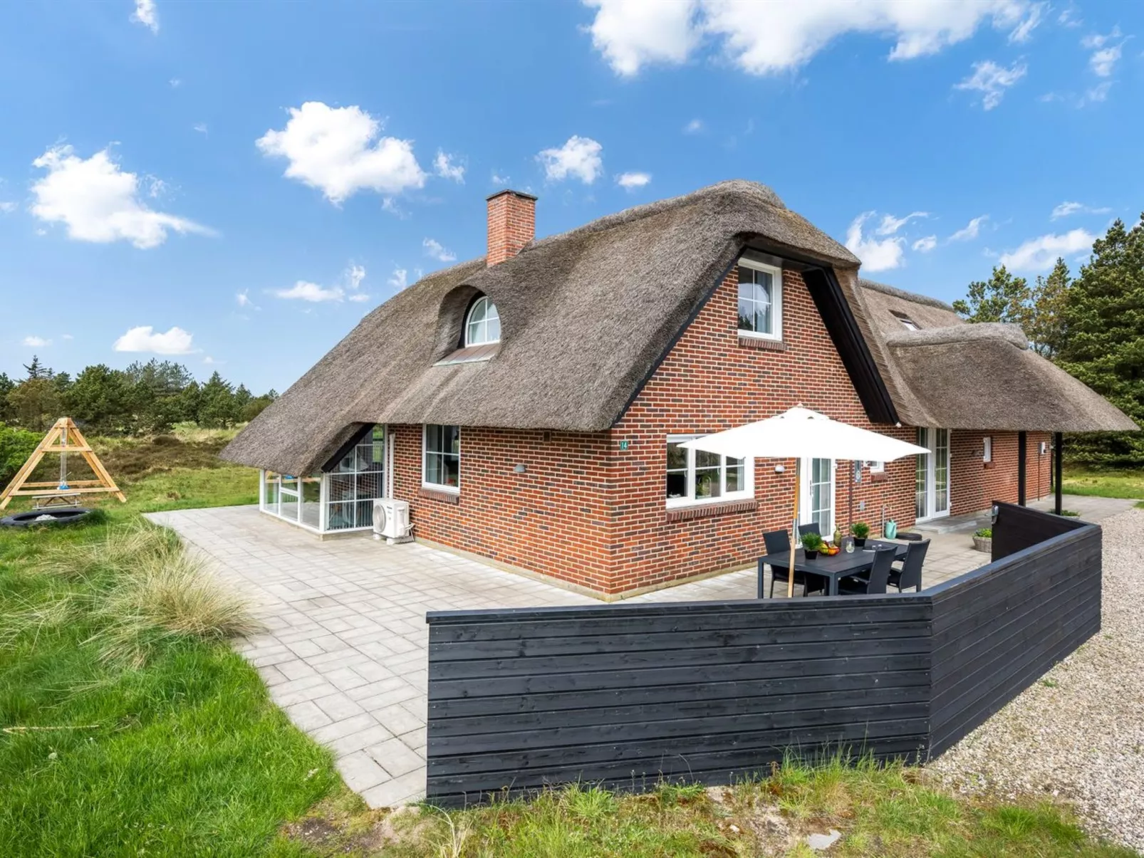 "Vangel" - 500m from the sea-Draußen