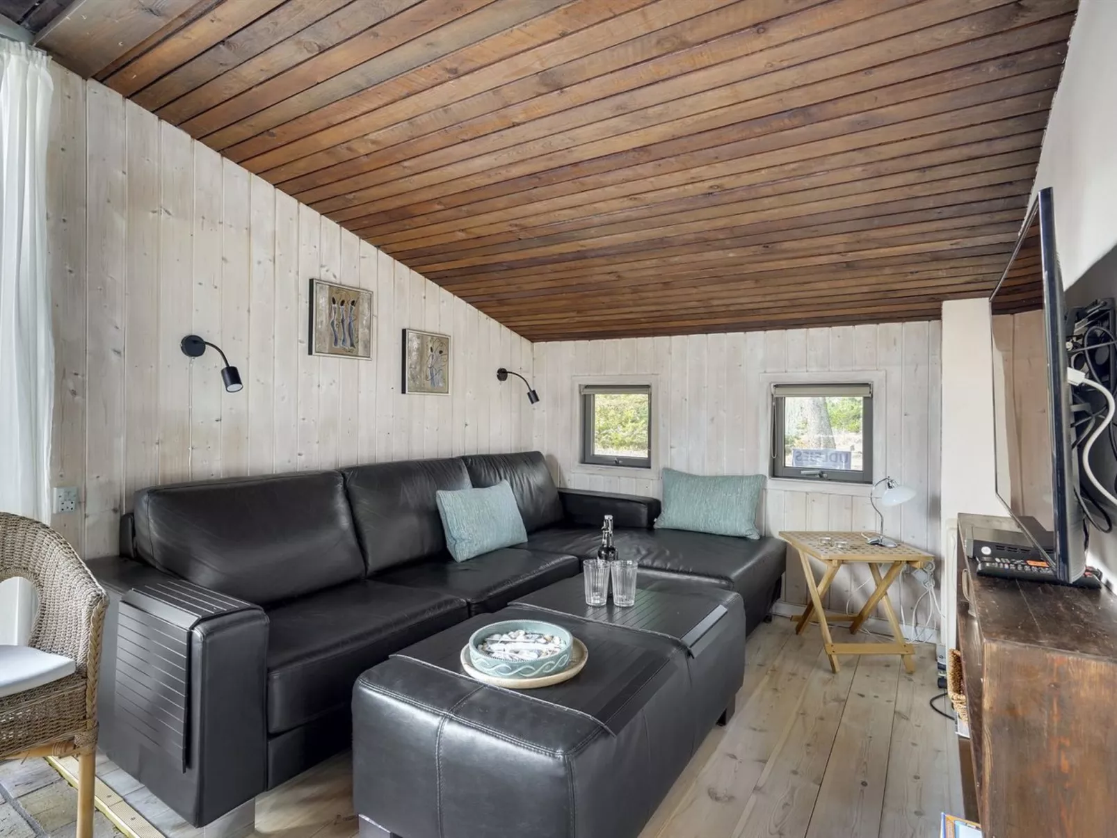 "Saxi" - 2.6km from the sea-Drinnen