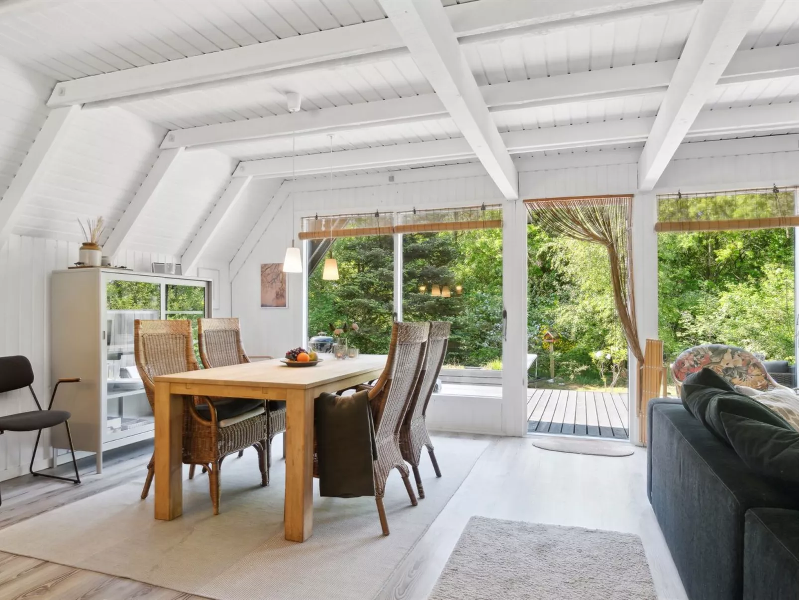 "Jütte" - 2km to the fjord-Inside