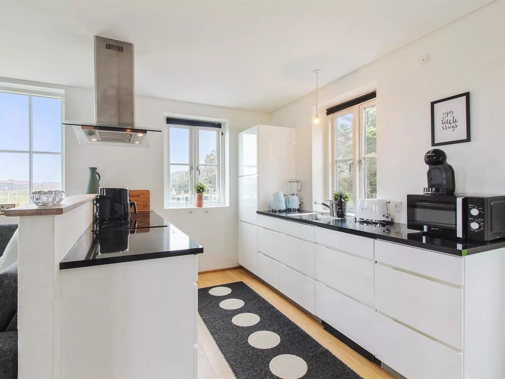 "Sira" - 250m from the sea-Drinnen