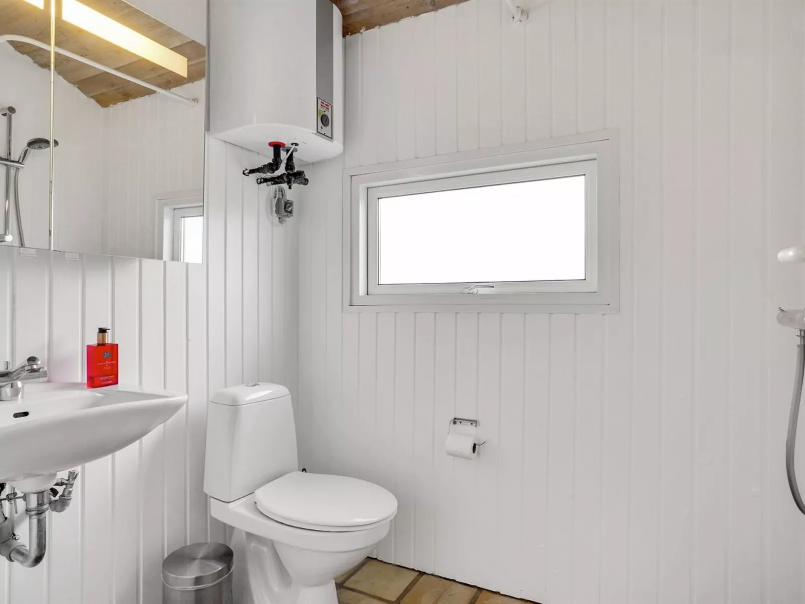 "Kalervo" - 100m from the sea-Dedans