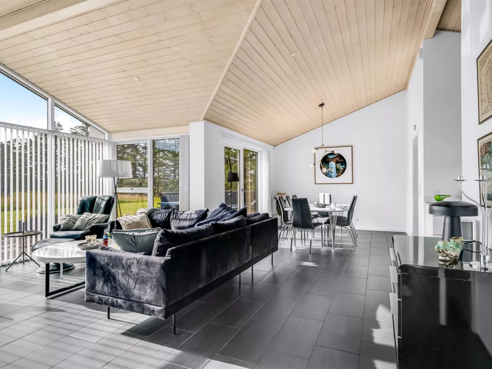 "Meino" - 1.4km from the sea-Dedans