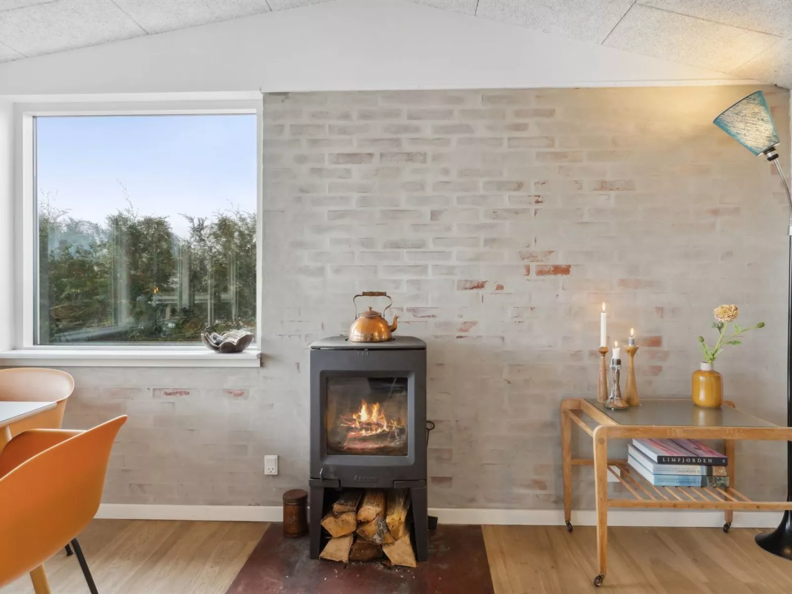 "Nielsen" - 30m to the fjord-Drinnen