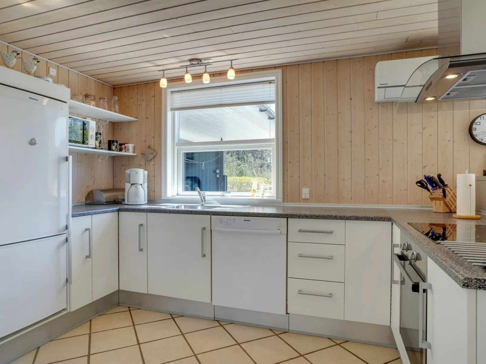 "Wilja" - 400m from the sea-Drinnen