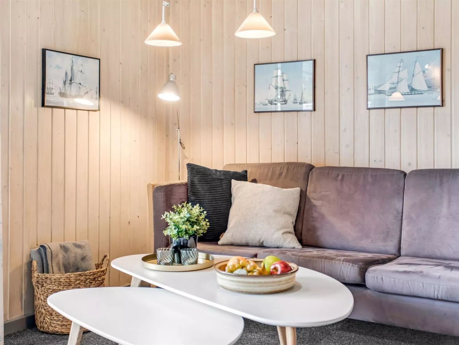 "Gunvor" - 1km from the sea-Inside