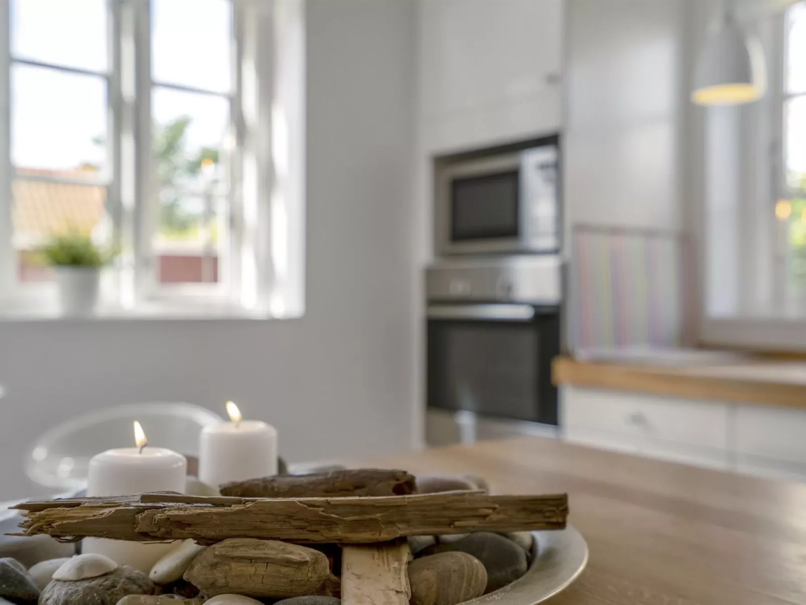 "Stephie" - 1.1km from the sea-Inside